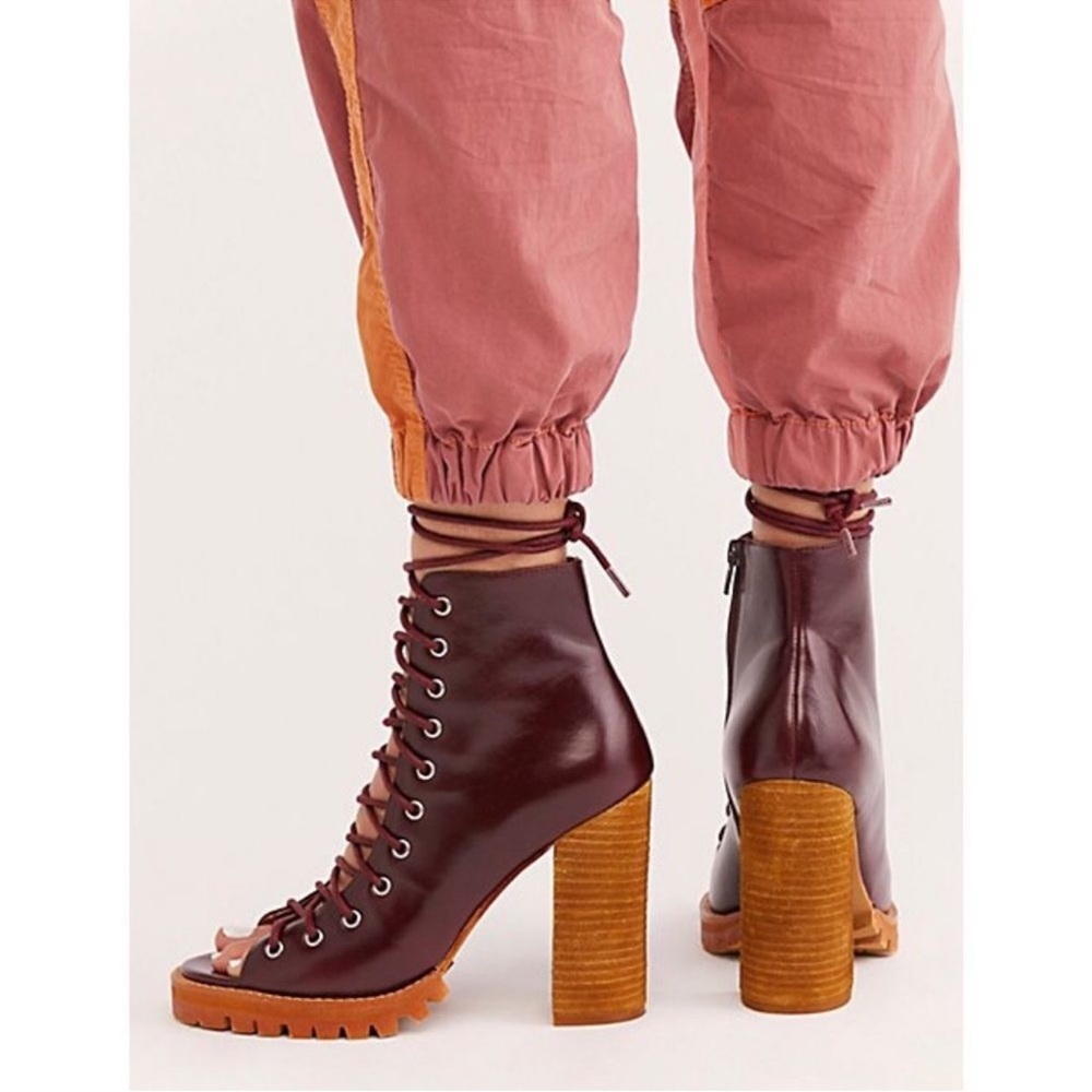 Free People x Jeffrey Campbell Palermo Wine Heel Lace-Booties Size 7 - Picture 15 of 16